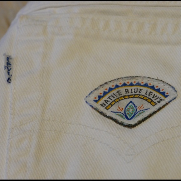 Vintage Levi’s White Jeans - Native Blue Collection - Picture 6 of 7